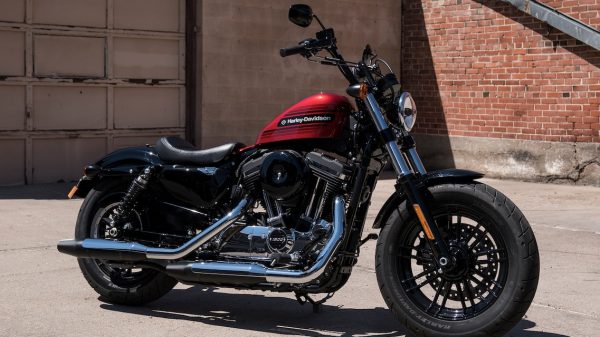 HD-COM-19-sportster-forty-eight-special-hdi-gallery-2