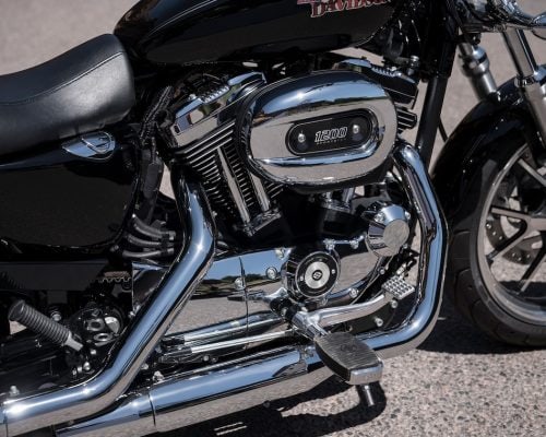 HD-COM-19-sportster-superlow-1200t-hdi-gallery-3
