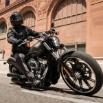 19-softail-breakout-114-hdi-gallery-1