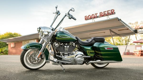 19-touring-road-king-gallery-1