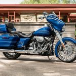 19-touring-street-glide-gallery-1