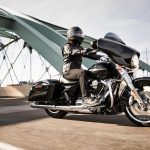 19-touring-street-glide-hdi-gallery-1